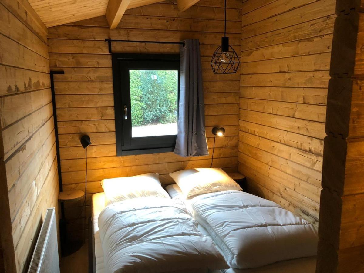 3 Slaapkamer Blokhut Met Opgemaakte Bedden Villa Putten Exterior photo